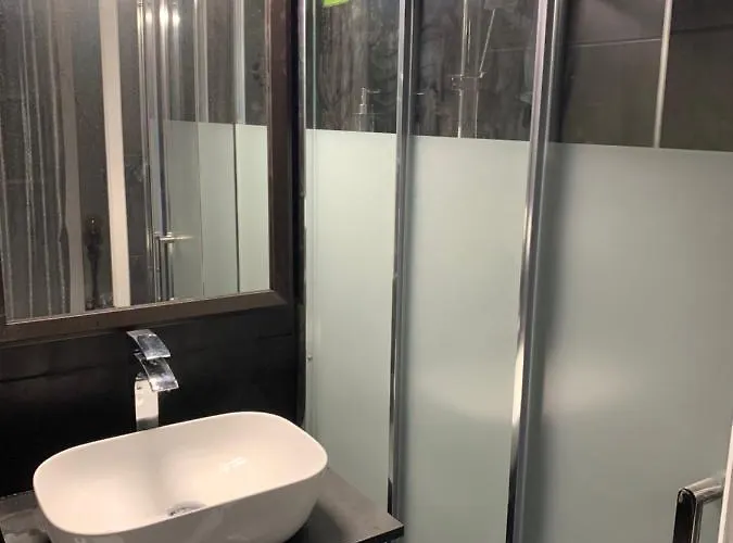 Bagatelle Naturiste Heliopolis Clim Ascenseur Vue Parking Prive *